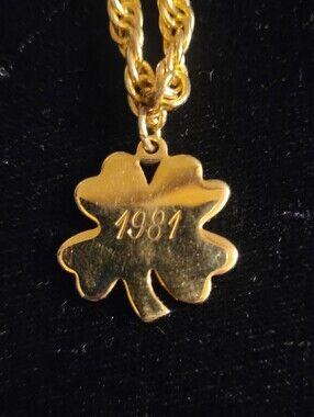 Vintage New In Box 1981 Avon Young Reflections Four-Leaf Clover Charm Bracelet
